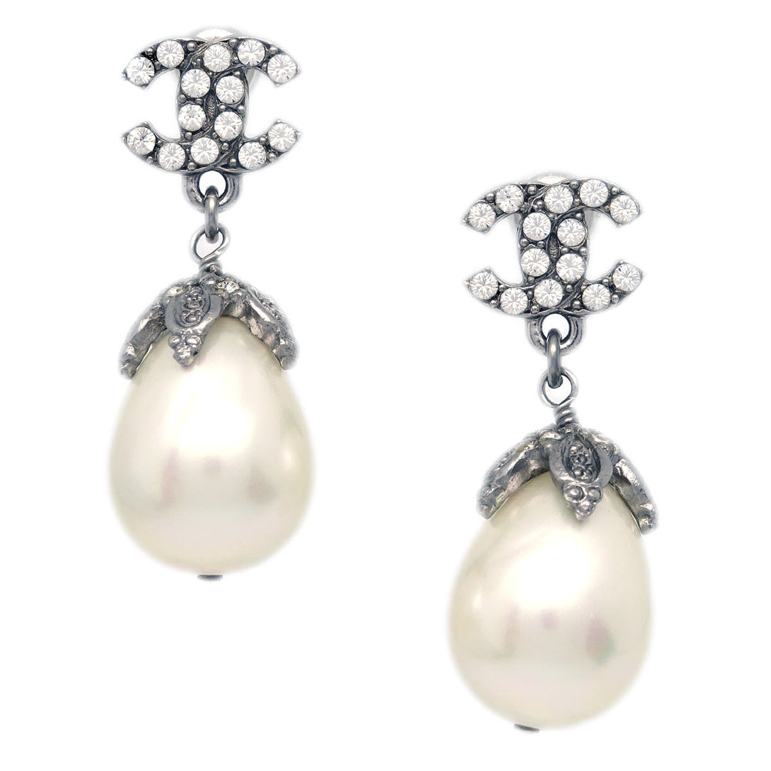 Top Quality Chanel Dangle Pierced Earrings Rhinestone Artificial Pearl Silver 08A