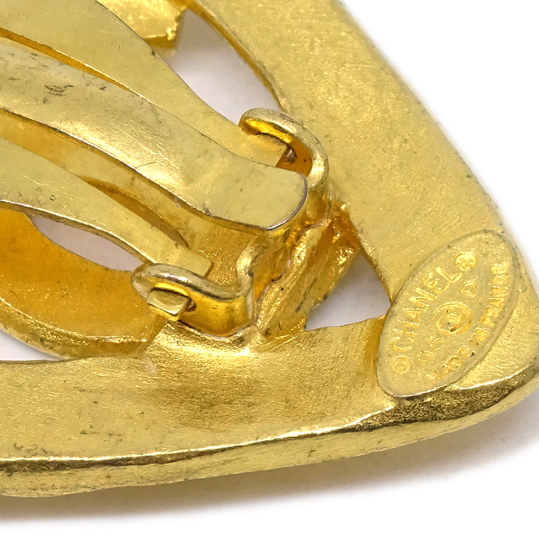 Top Quality Chanel Gold Heart Earrings Clip-On 95P