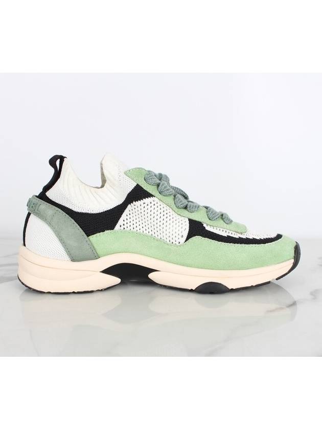 cc logo knit sneakers 37 240 Chanel