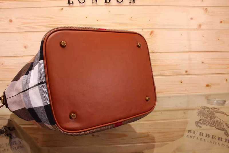 Burberry Bags - BG Bags - 1139