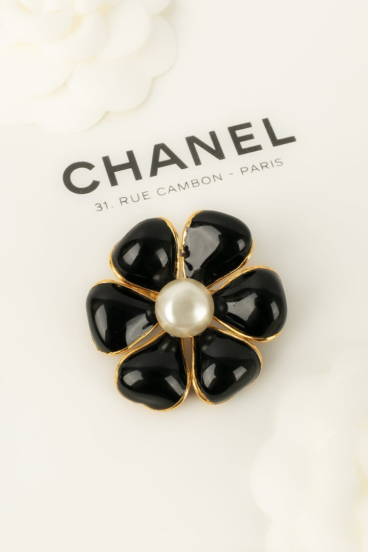 Broche cam√©lia Top Quality Chanel Automne 1995