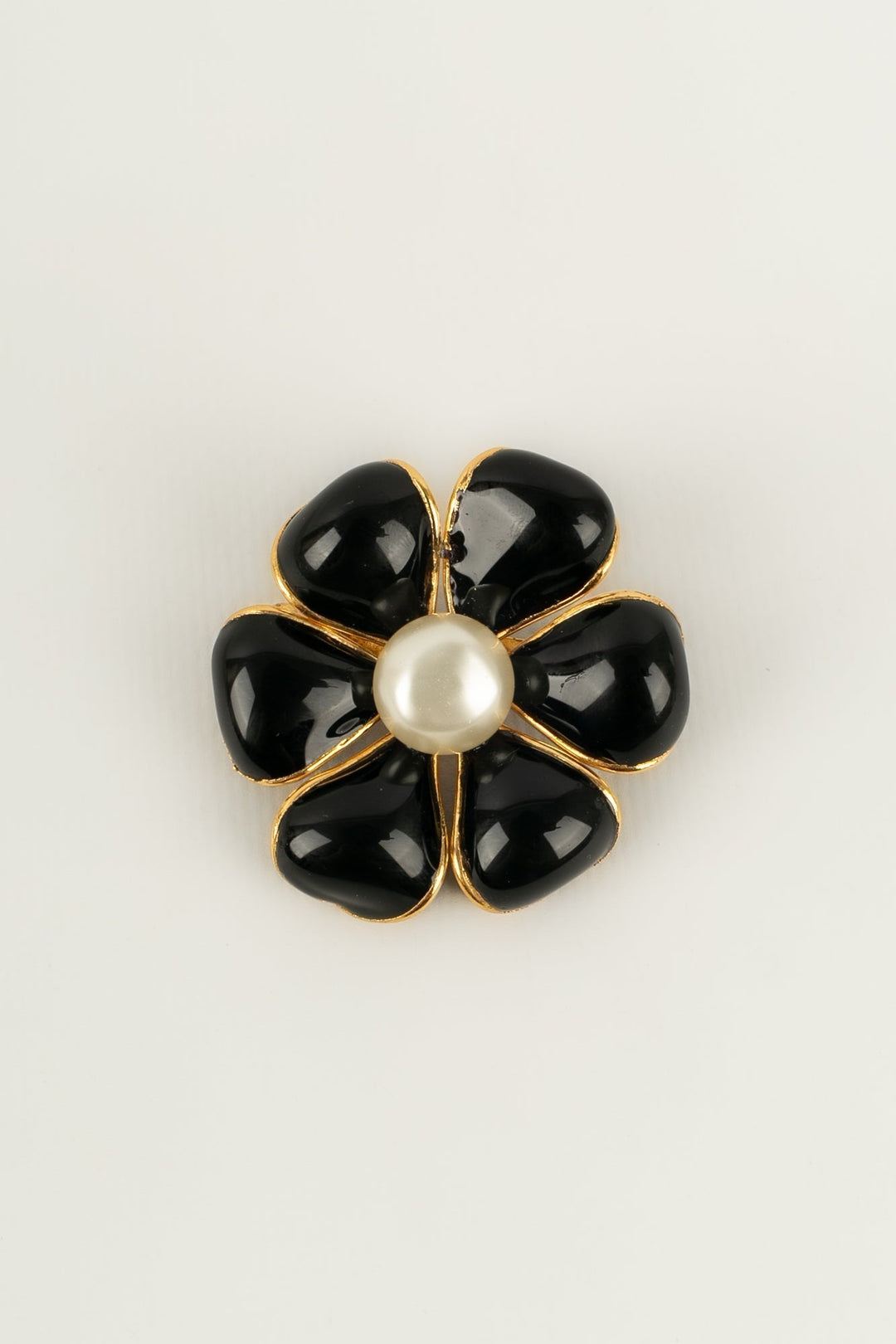 Broche cam√©lia Top Quality Chanel Automne 1995