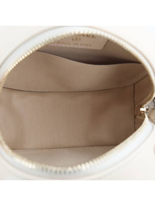 19 Lambskin Circle AP0945 Chain Mini Cross Bag 34328 Chanel
