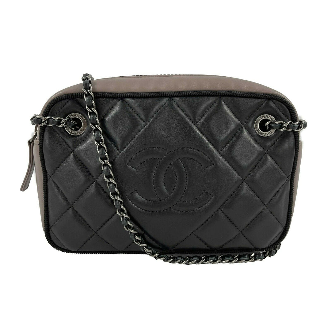 Chanel - 2017 Bicolor Small Black / Taupe Ballerine CC Camera Case Crossbody