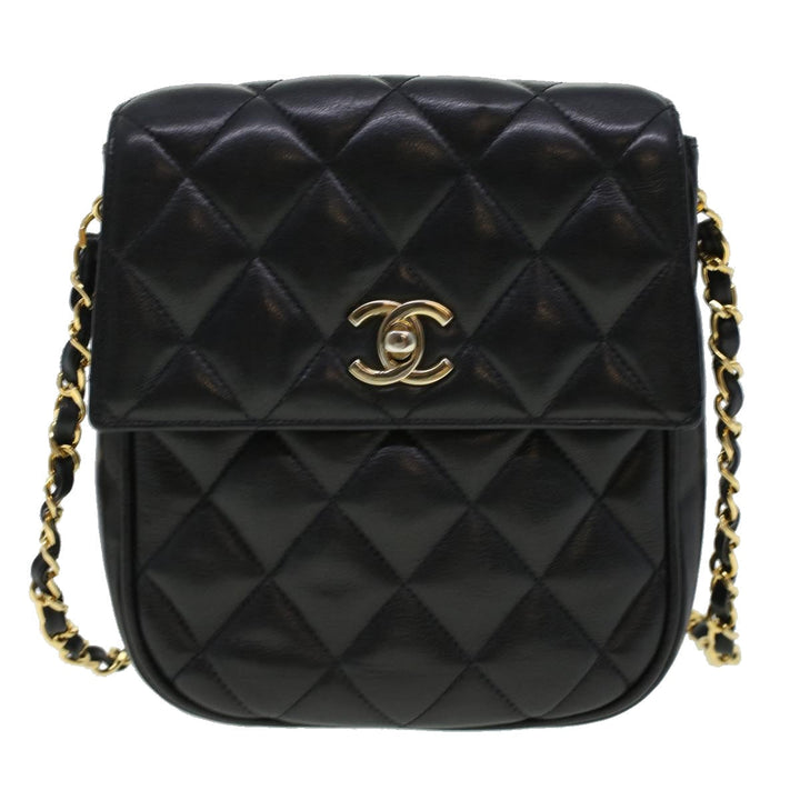 Chanel Matelasse Turn Lock Chain Shoulder Bag Lamb Skin Black CC Auth am4542