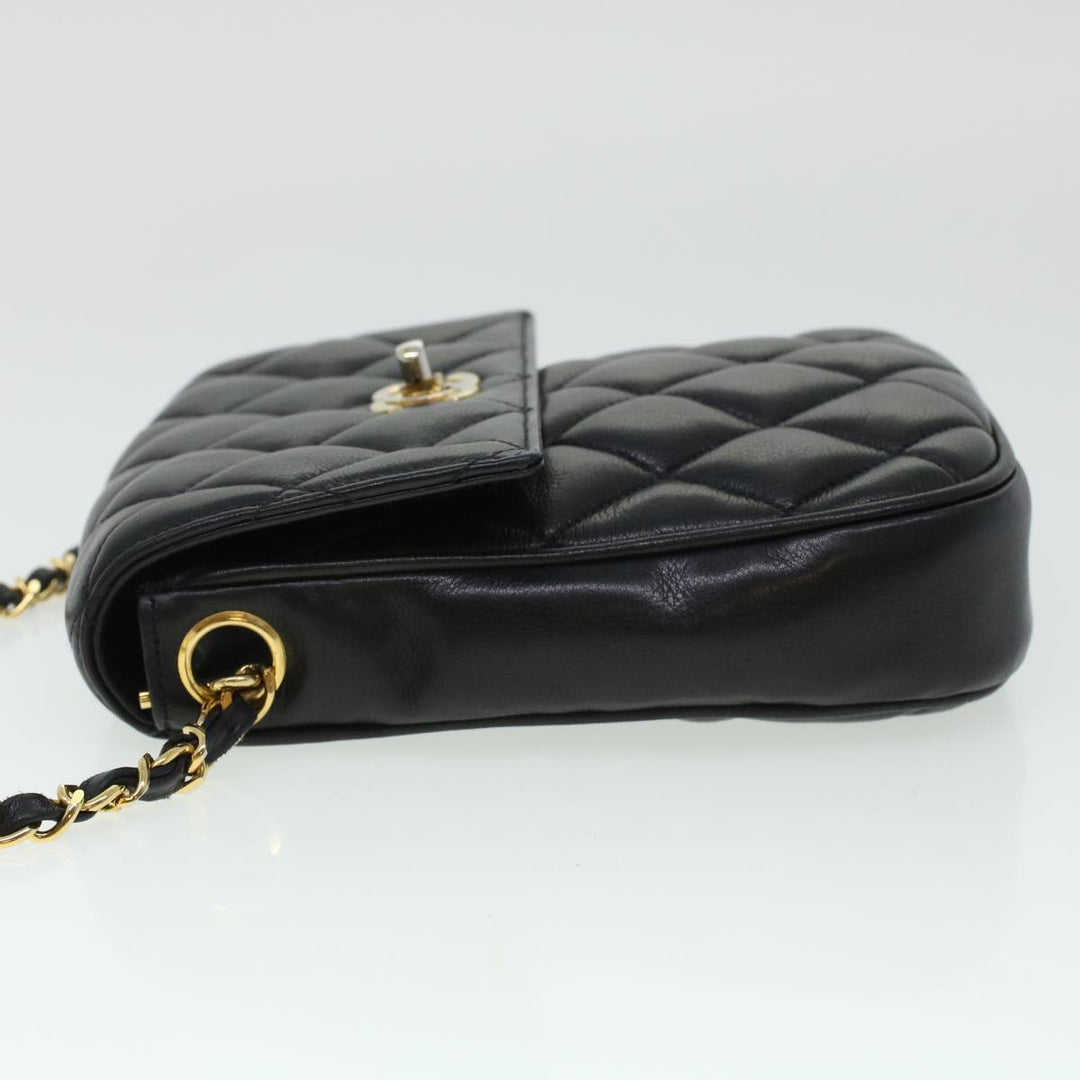 Chanel Matelasse Turn Lock Chain Shoulder Bag Lamb Skin Black CC Auth am4542