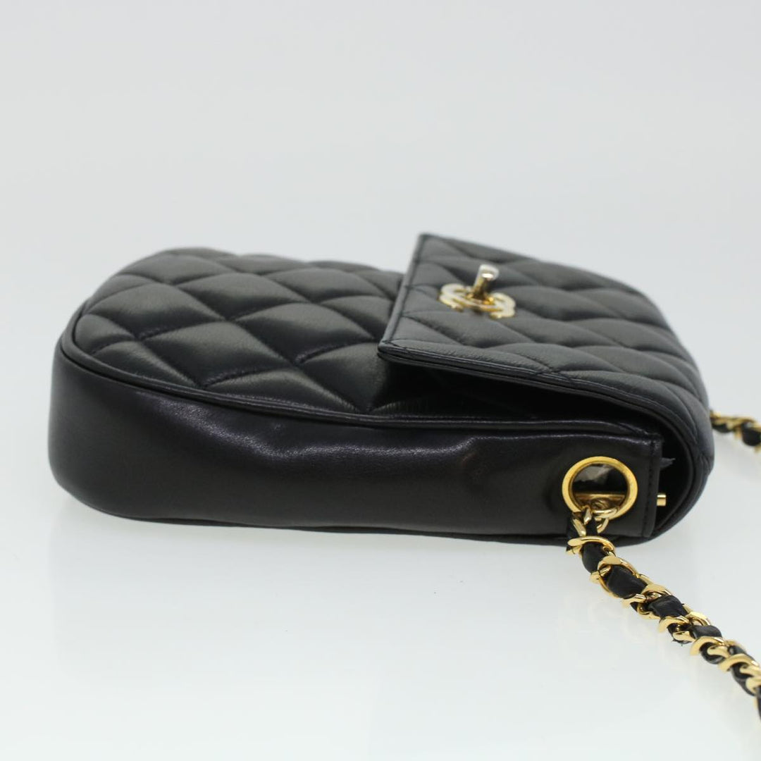 Chanel Matelasse Turn Lock Chain Shoulder Bag Lamb Skin Black CC Auth am4542