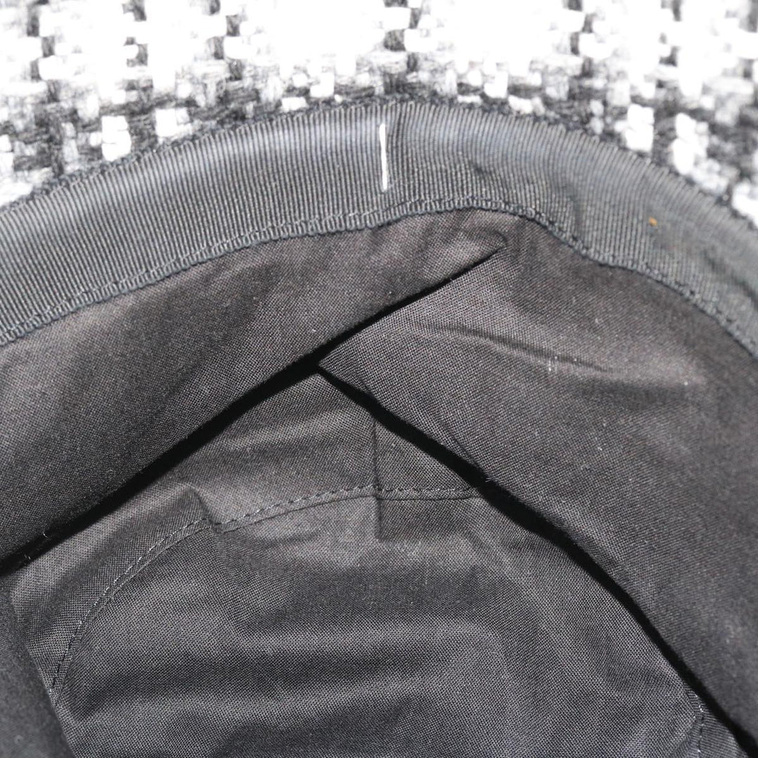 Top Quality Chanel COCO Mark Hat Wool S White Black CC Auth am4943