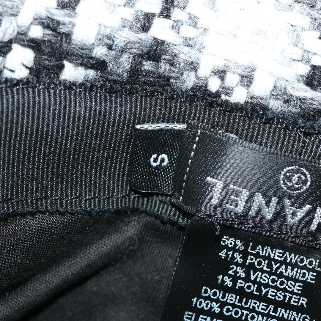 Top Quality Chanel COCO Mark Hat Wool S White Black CC Auth am4943
