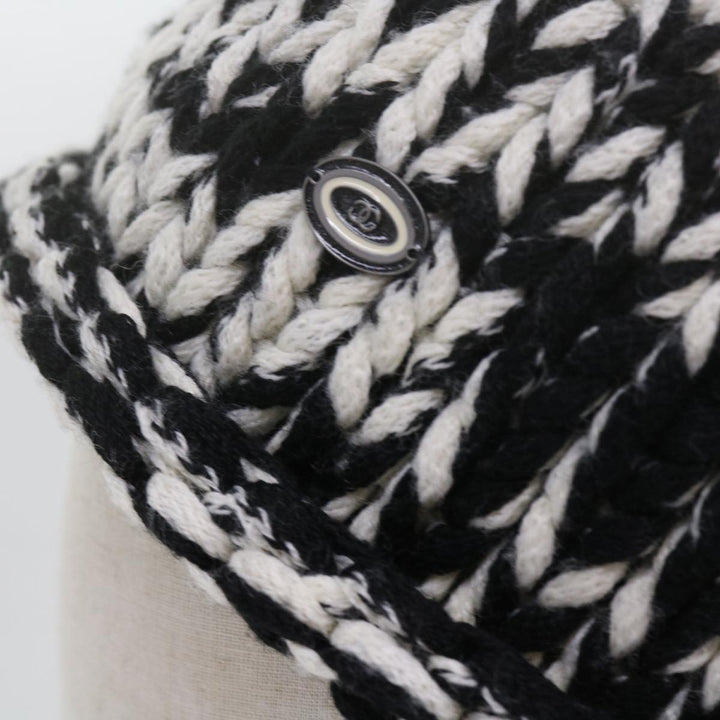 Top Quality Chanel COCO Mark Knitted Fabrics Hat Wool Black White CC Auth am5382