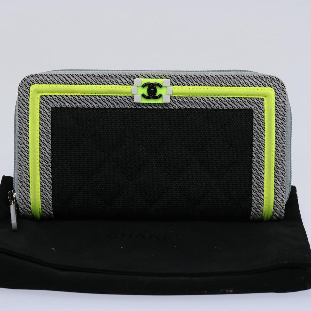 Chanel Boy  Matelasse Wallet Nylon Black CC Auth ar10980B