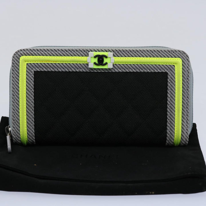 Chanel Boy  Matelasse Wallet Nylon Black CC Auth ar10980B
