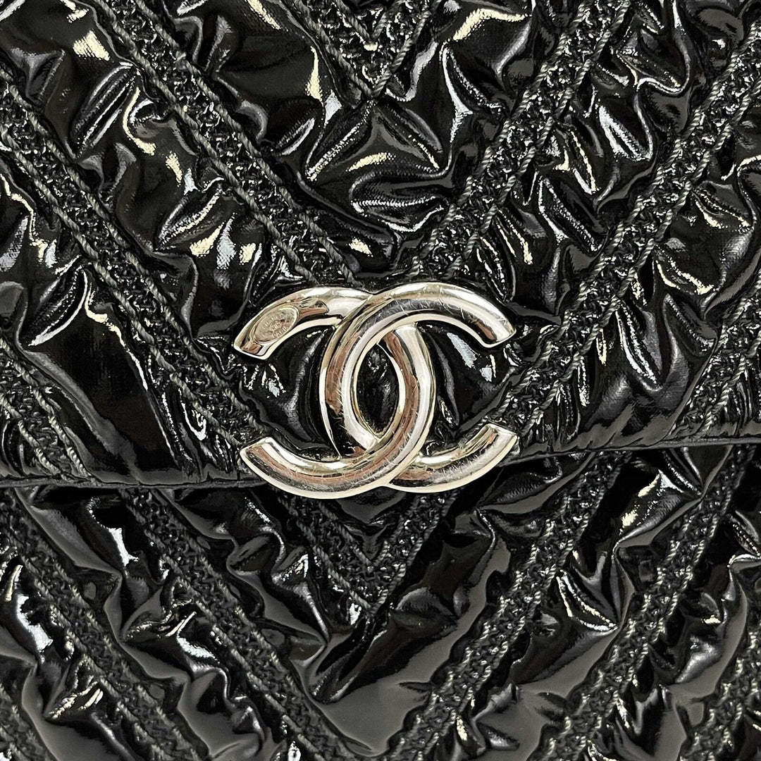 Chanel - New - Maxi Chevron Space Suit New Black Shoulder Bag