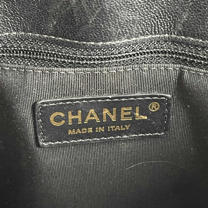 Chanel - Mademoiselle Large Shopping Tote -Black Leather CC Chevron Shoulder Bag
