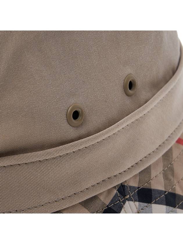 Burberry Check Pattern Bucket Hat Beige