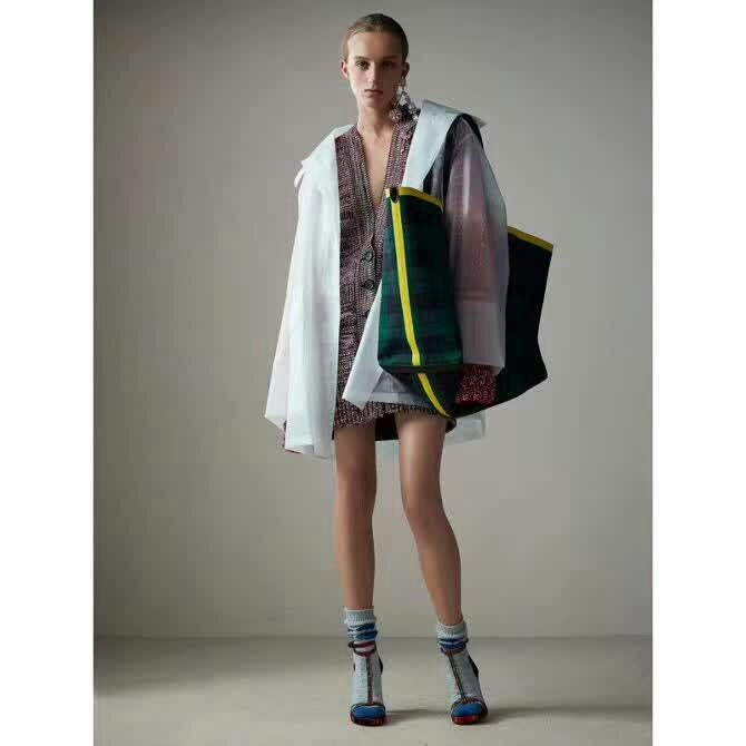 Burberry Bags - BG Bags - 1083