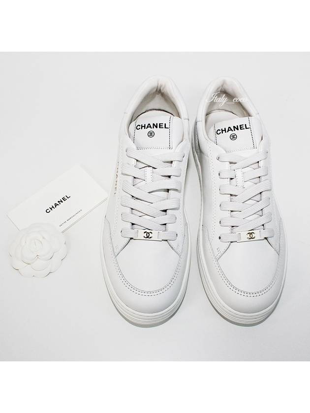 Logo Calfskin Low Top Sneakers White Chanel