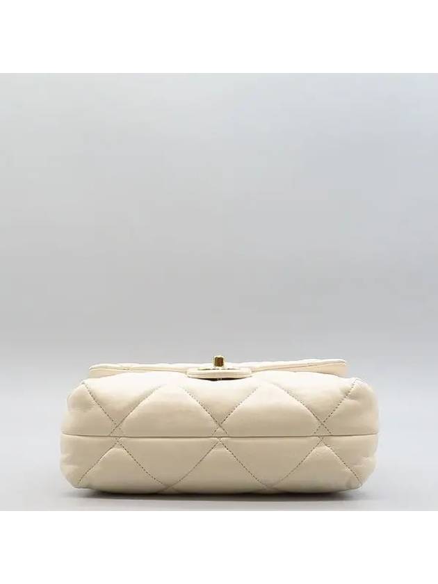AS3499 White color lambskin quilting COCO gold logo big chain 22B medium flap shoulder bag Chanel