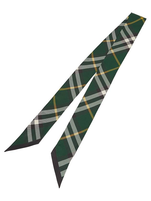 Burberry Vintage Check Pointed Tip Scarf Green
