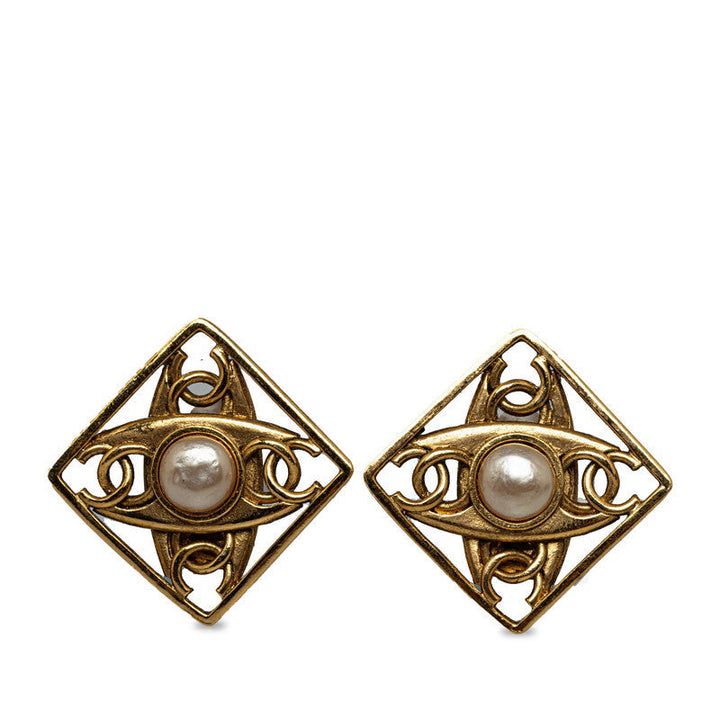 Top Quality Chanel Vintage Coco  Pearl Earring Gold White   Chanel