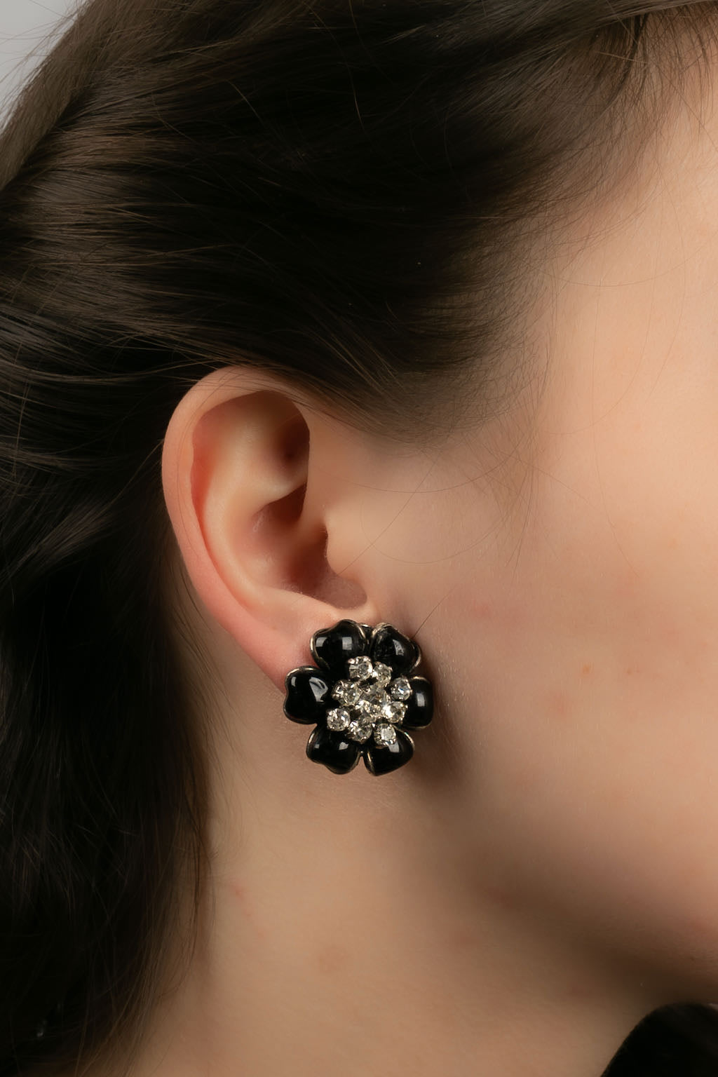 Boucles d'oreilles cam√©lias Chanel
