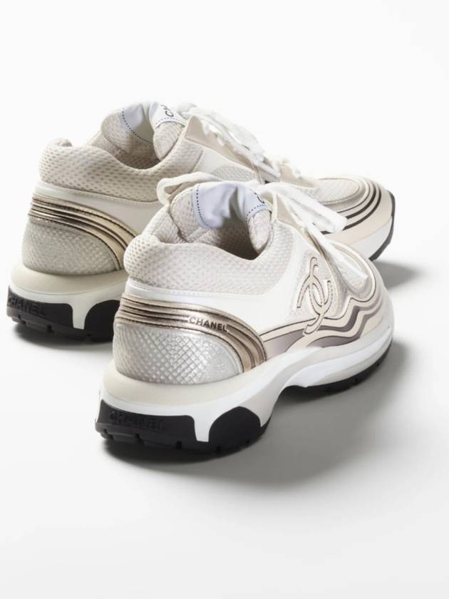 Women CC Logo Fabric Laminated Low Top Sneakers Silver Ivory Chanel