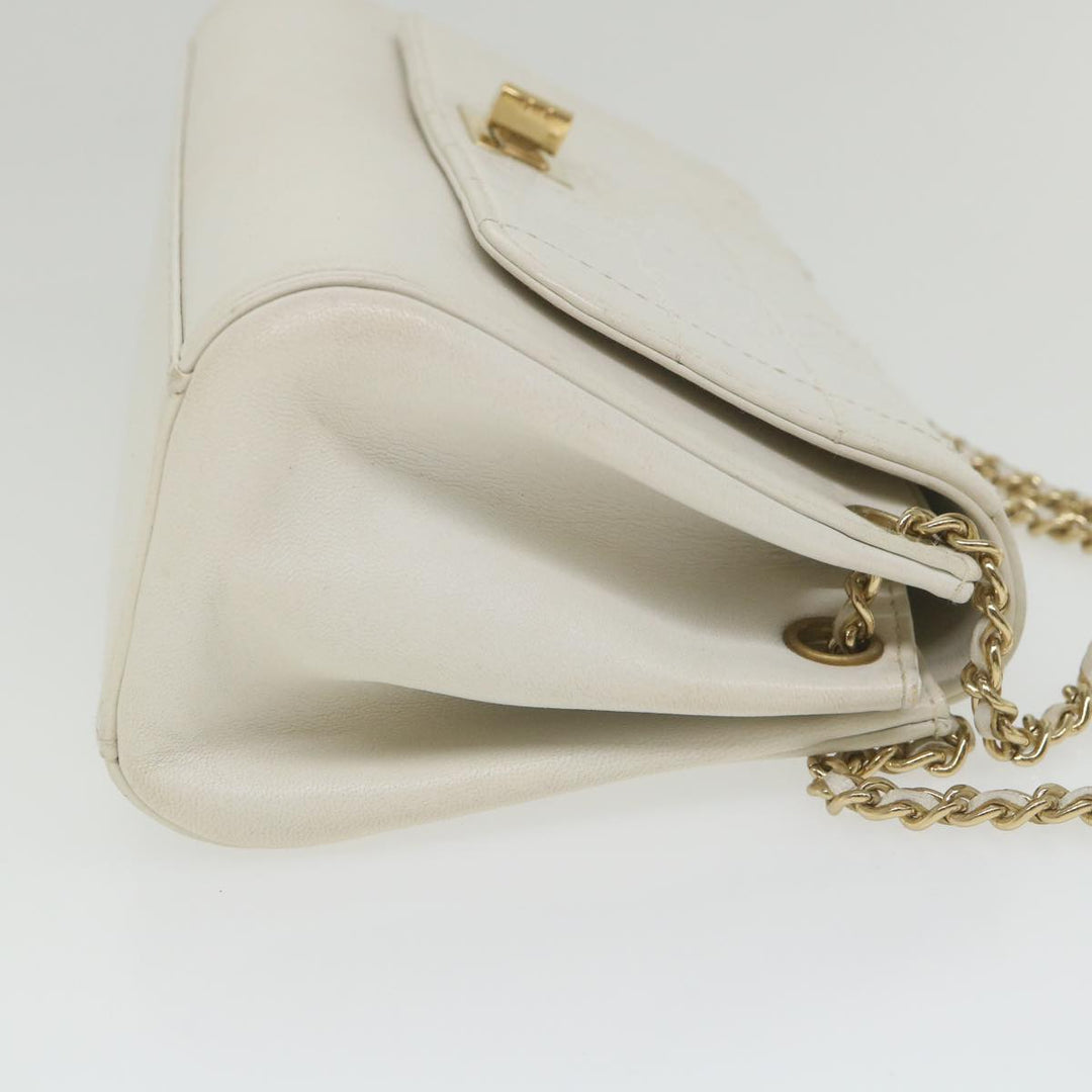Chanel Choco Bar line Chain Shoulder Bag Leather White CC Auth bs10047