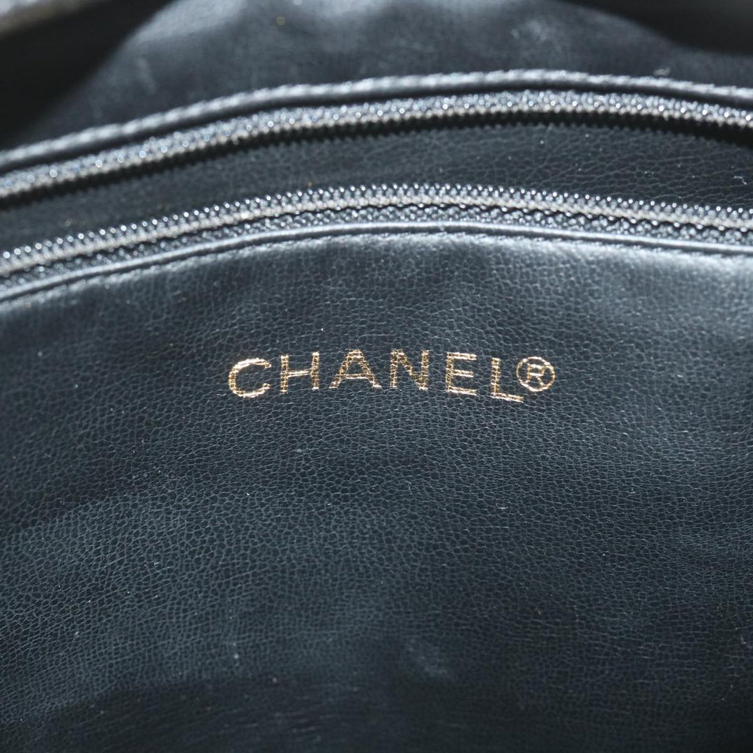 Chanel Chain Shoulder Bag Patent leather Black CC Auth bs10115
