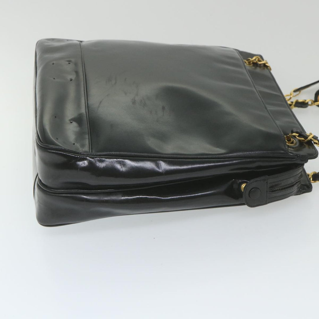 Chanel Chain Shoulder Bag Patent leather Black CC Auth bs10115