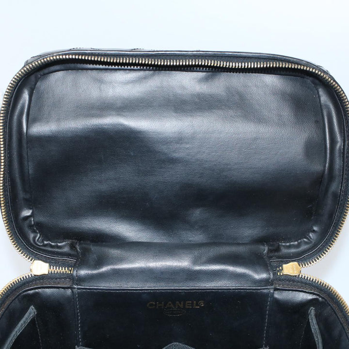 Chanel Vanity Cosmetic Pouch Patent leather Black CC Auth bs10201