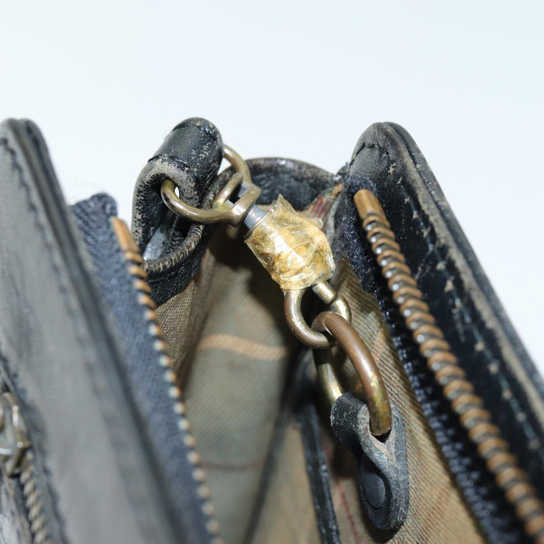 BurberrySs Clutch Bag Leather Black Auth bs14433