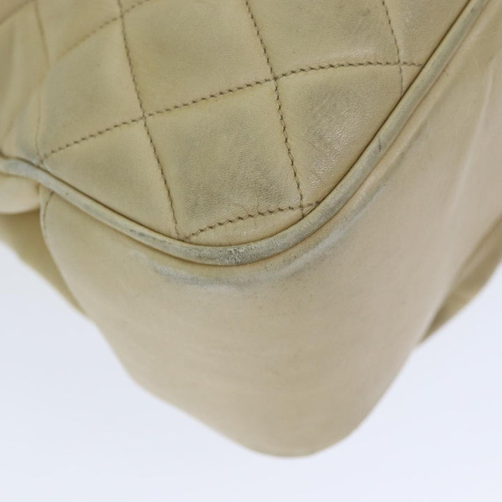 Top Quality Chanel Matelasse Chain Shoulder Bag Lamb Skin Beige CC Auth bs15118