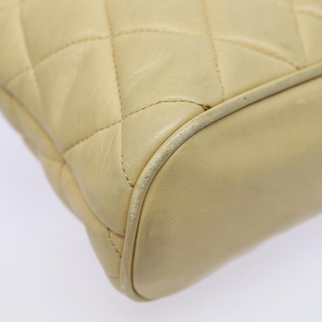 Top Quality Chanel Matelasse Chain Shoulder Bag Leather Beige CC Auth bs15440