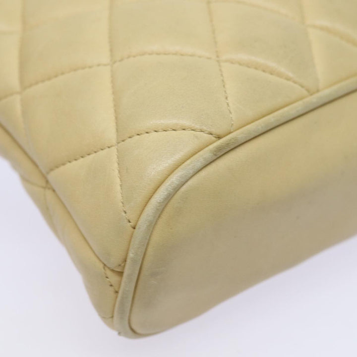 Top Quality Chanel Matelasse Chain Shoulder Bag Leather Beige CC Auth bs15440