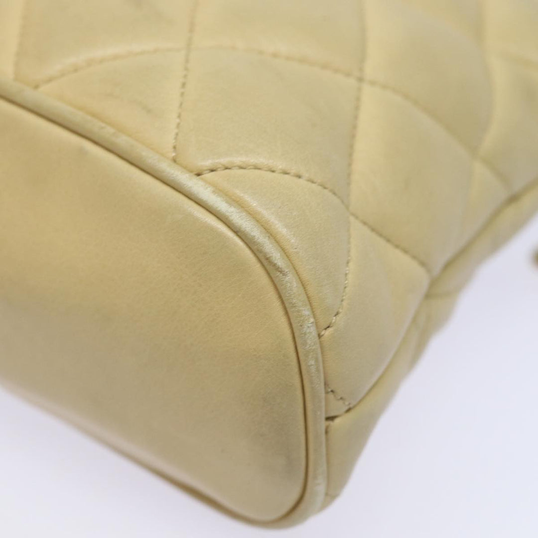Top Quality Chanel Matelasse Chain Shoulder Bag Leather Beige CC Auth bs15440