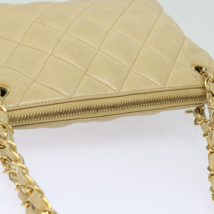 Top Quality Chanel Matelasse Chain Shoulder Bag Leather Beige CC Auth bs15440