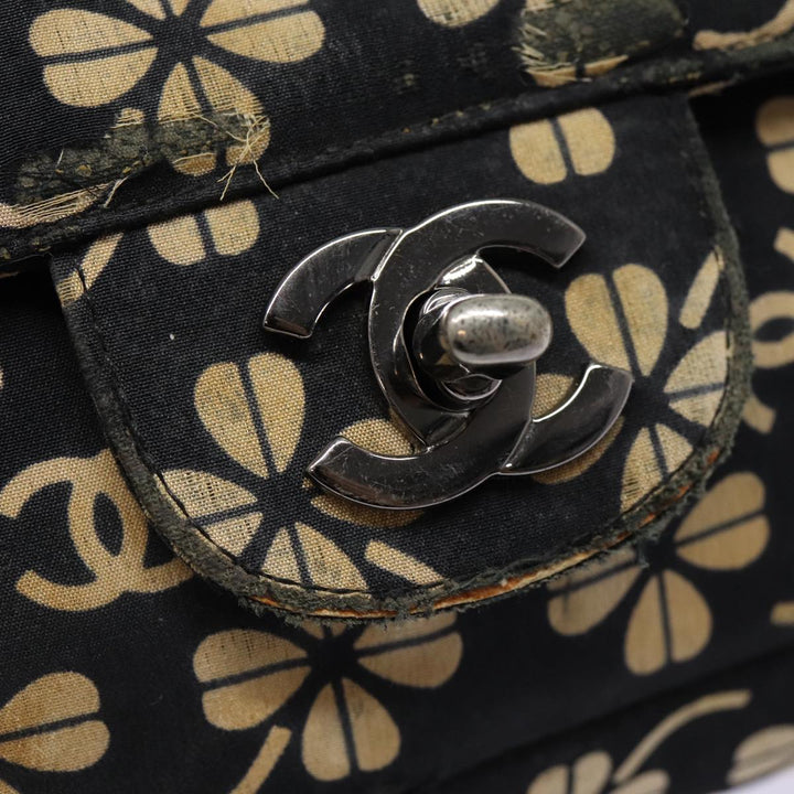 Top Quality Chanel Clover Turn Lock Chain Shoulder Bag Canvas Black Silver CC Auth bs16983