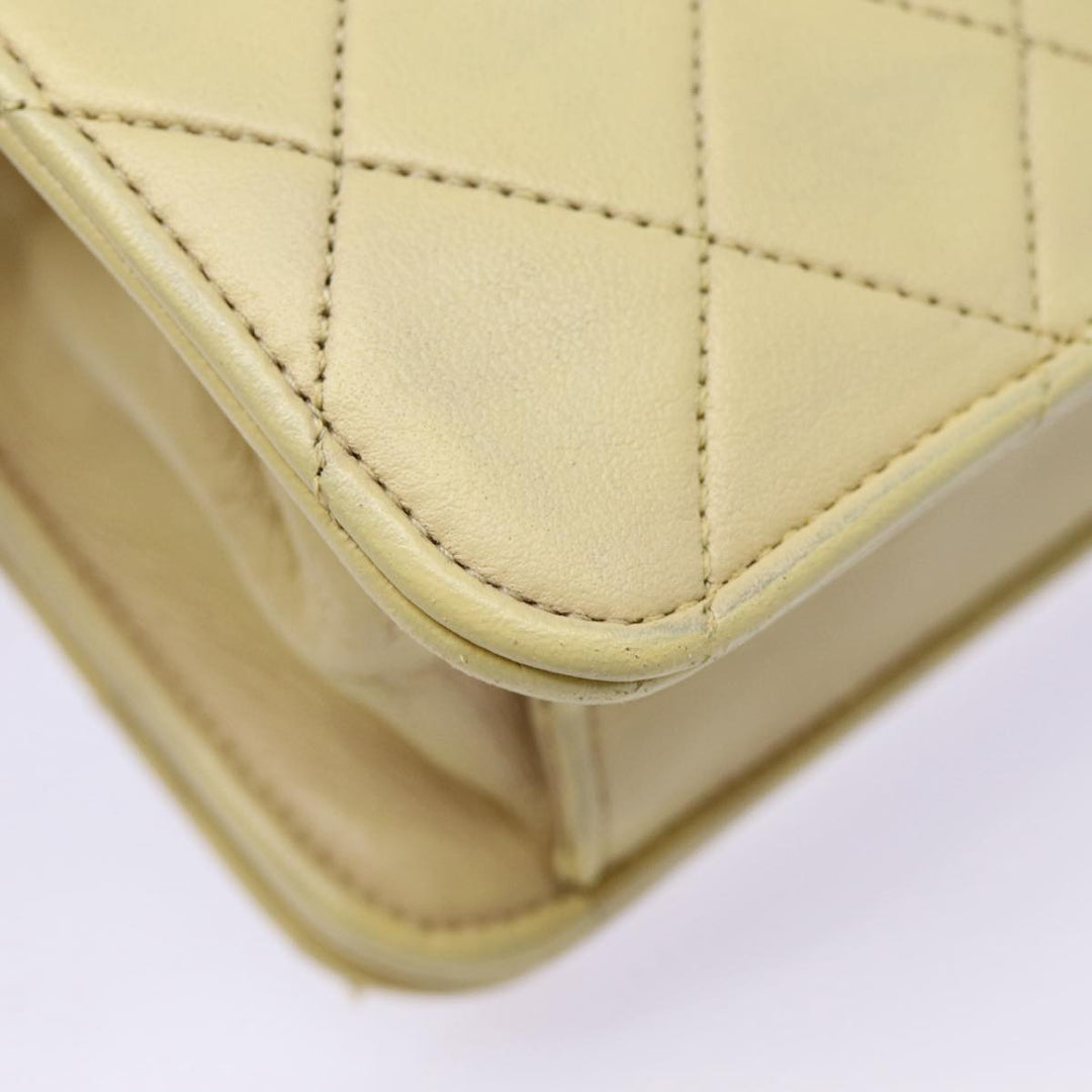 Top Quality Chanel Matelasse Chain Shoulder Bag Lamb Skin Beige Gold CC Auth bs17432