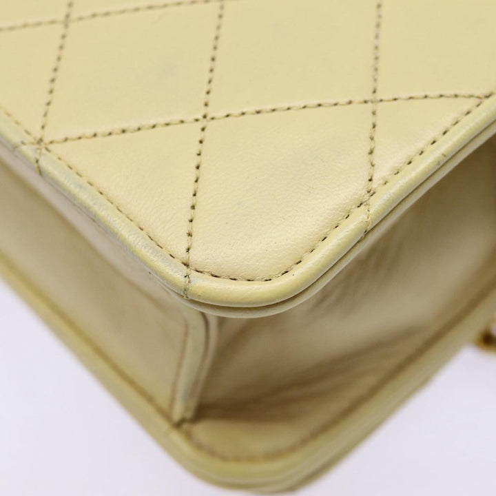 Top Quality Chanel Matelasse Chain Shoulder Bag Lamb Skin Beige Gold CC Auth bs17432