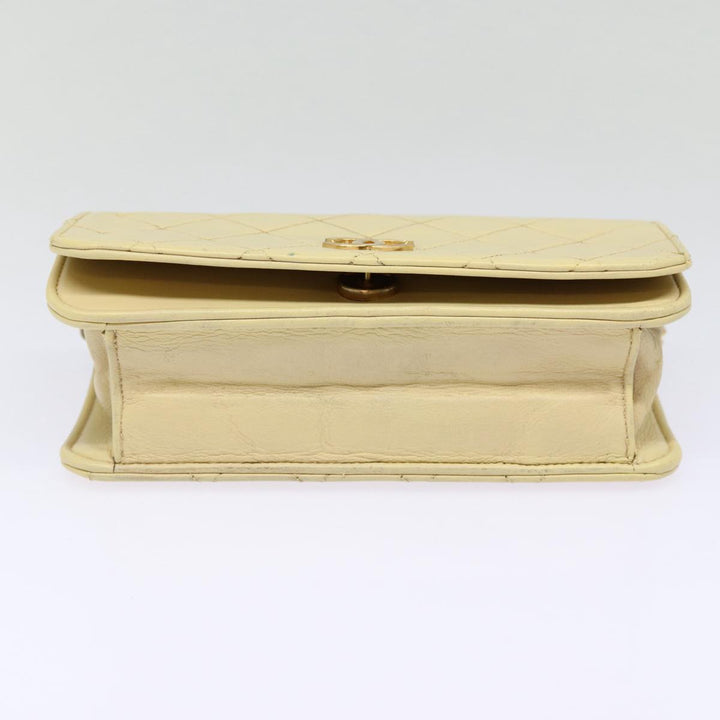 Top Quality Chanel Matelasse Chain Shoulder Bag Lamb Skin Beige Gold CC Auth bs17432