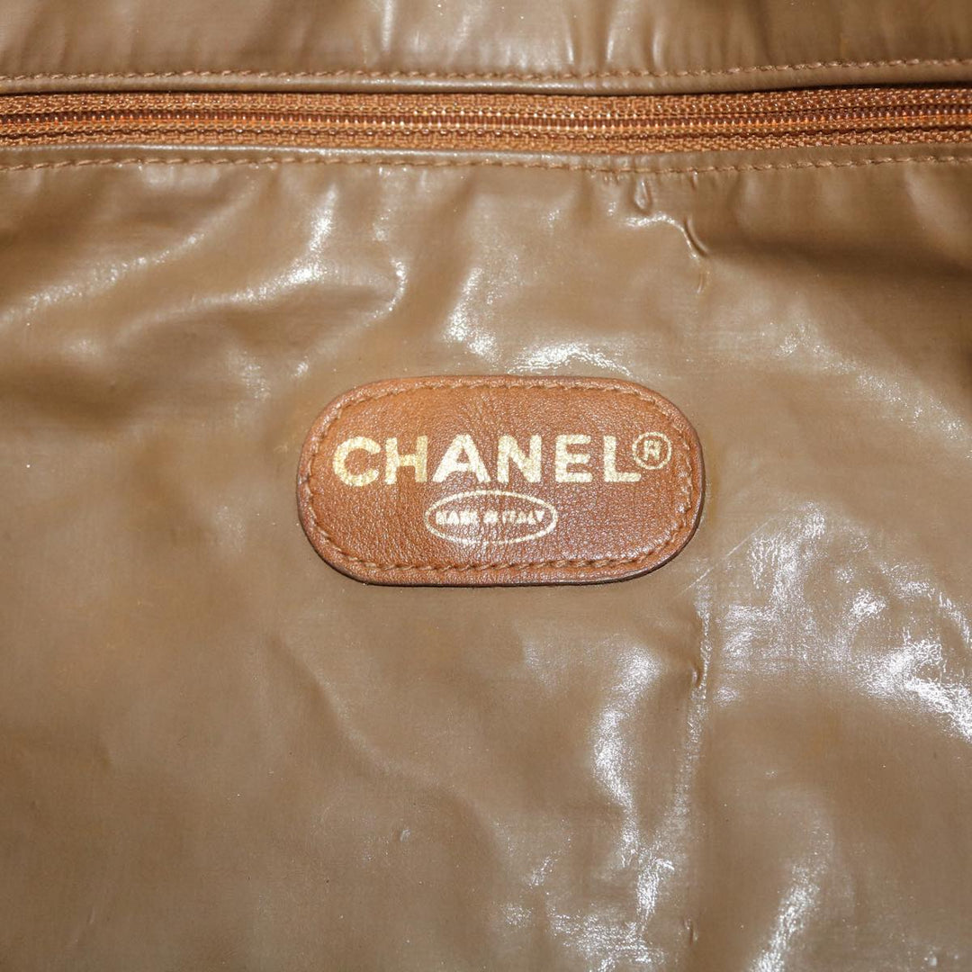 Top Quality Chanel Chain Shoulder Bag Patent leather Brown CC Auth bs7578