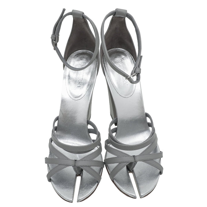 Burberry Bicolor Hove Thong Split-Toe Sandals 38