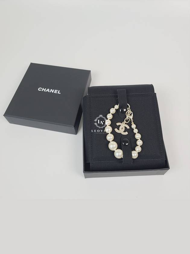 Crystal CC Logo Pearl Bracelet White Chanel