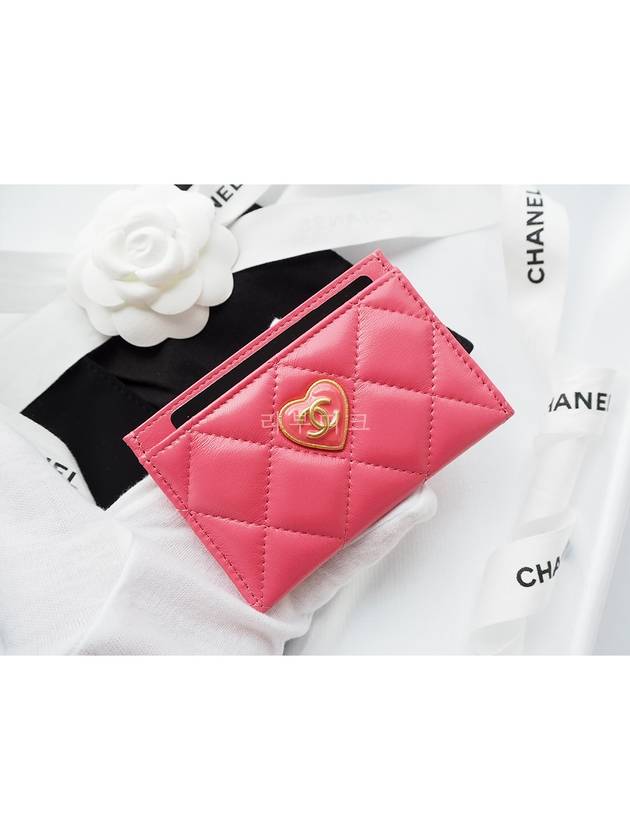 Heart Logo Lambskin Card Wallet Pink Chanel