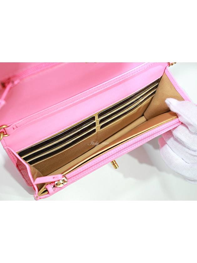 CC Logo Chain Leather Cross Bag Pink Chanel