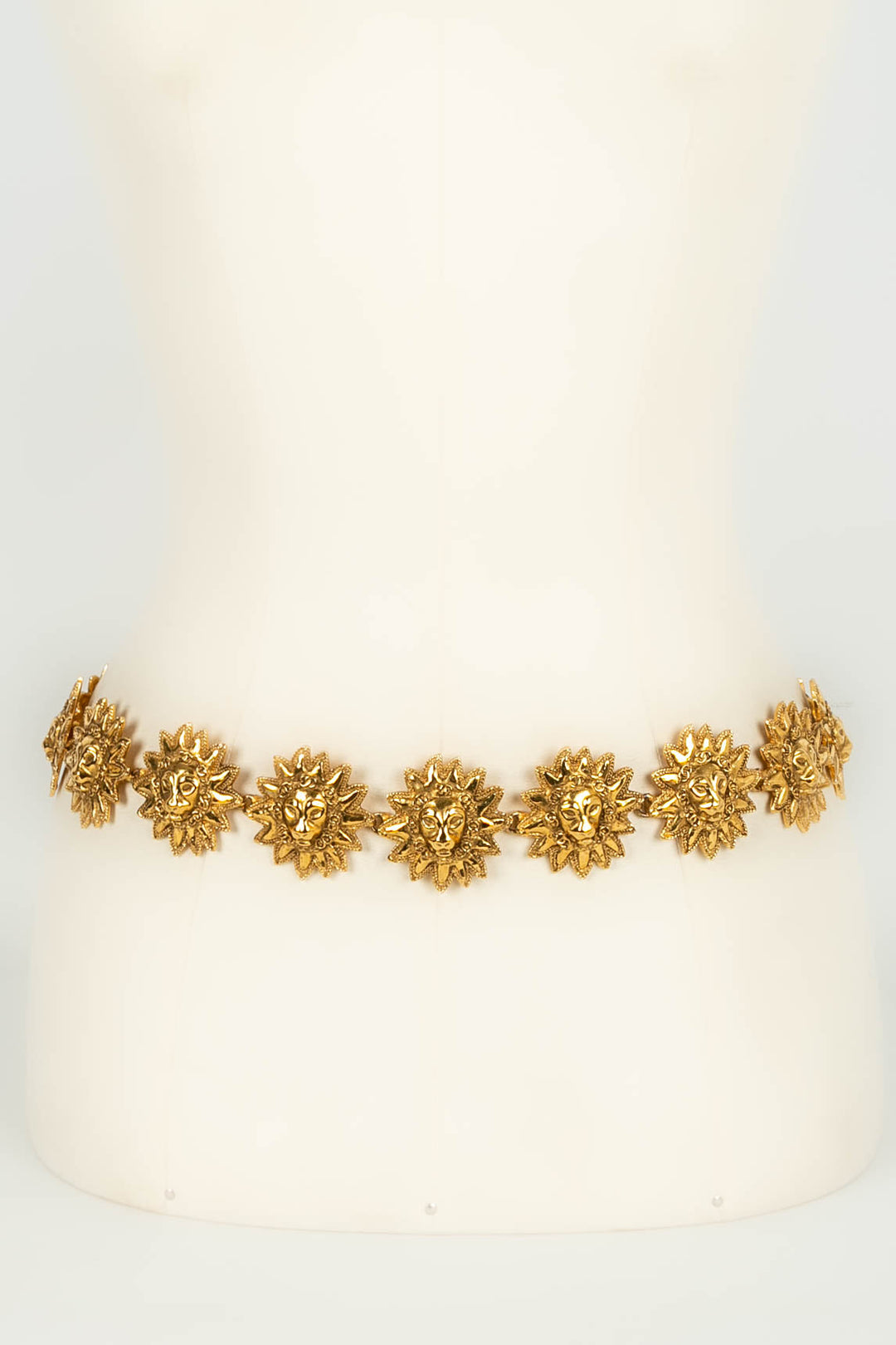 Ceinture "t√™tes de lion" Chanel
