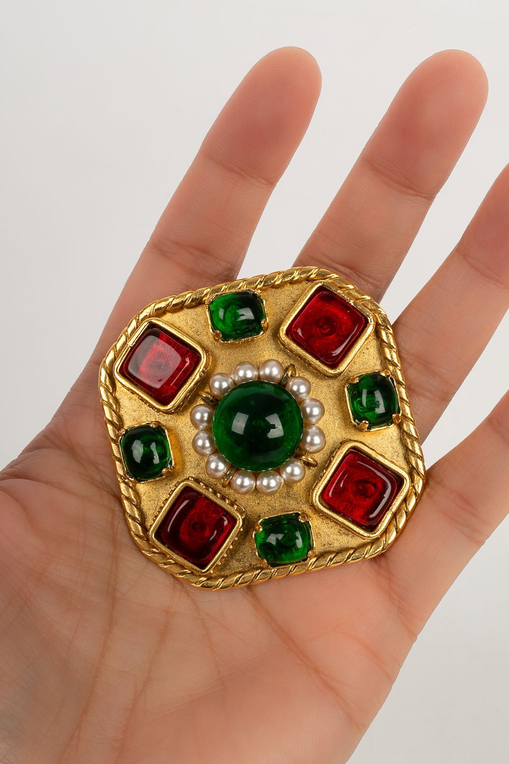Broche Top Quality Chanel 1990s