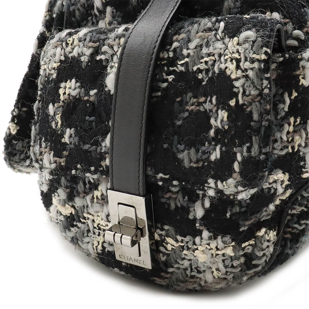 Top Quality Chanel One Shoulder Bag in Tweed Black Grey Silver
