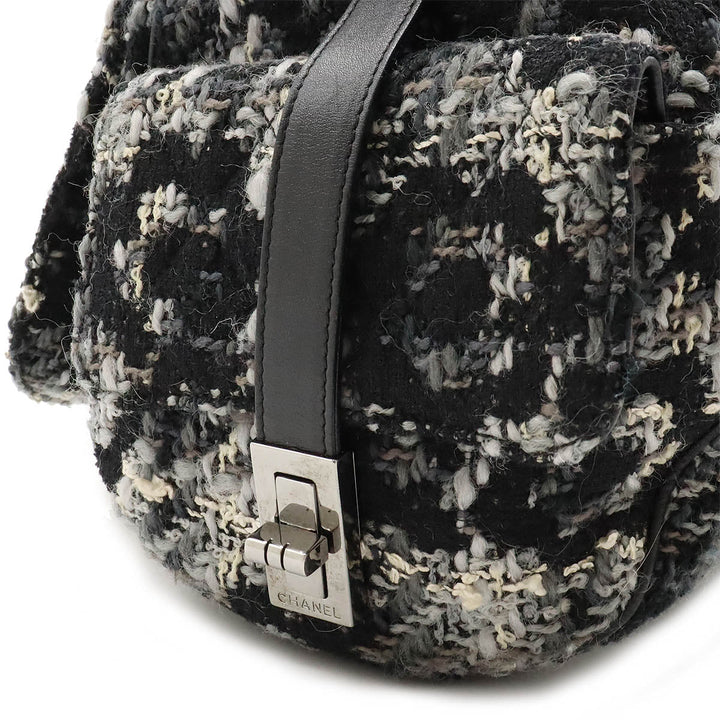 Top Quality Chanel One Shoulder Bag in Tweed Black Grey Silver