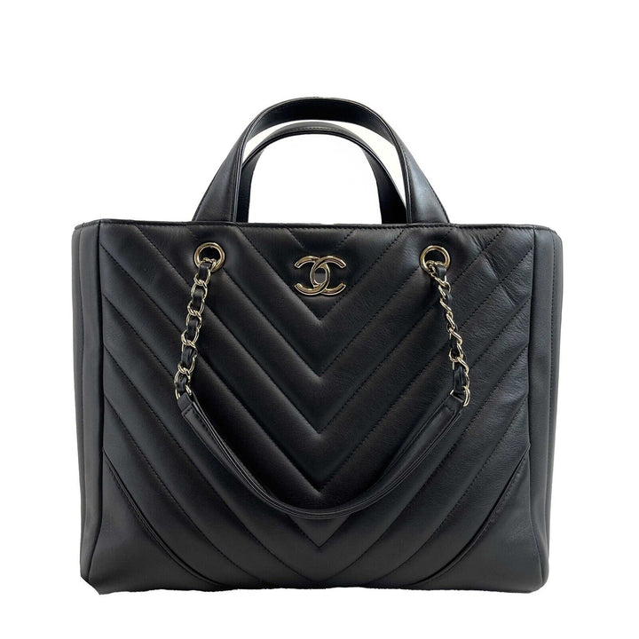 Chanel - Large Shopping Tote Black Chevron Leather CC Tote w/ Shoulder Strap